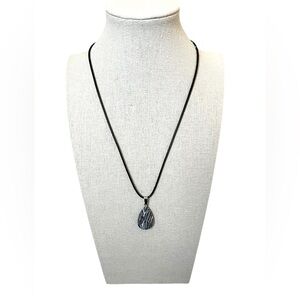 NEW Tear Drop Stone 18 in. Necklace #12